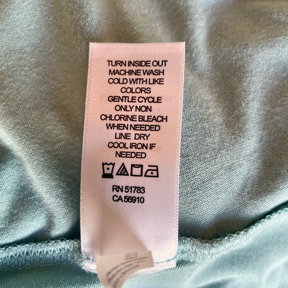 Maurice’s Women’s Aqua Grommet V-Neck Tank Top Size Small - Picture 7 of 8